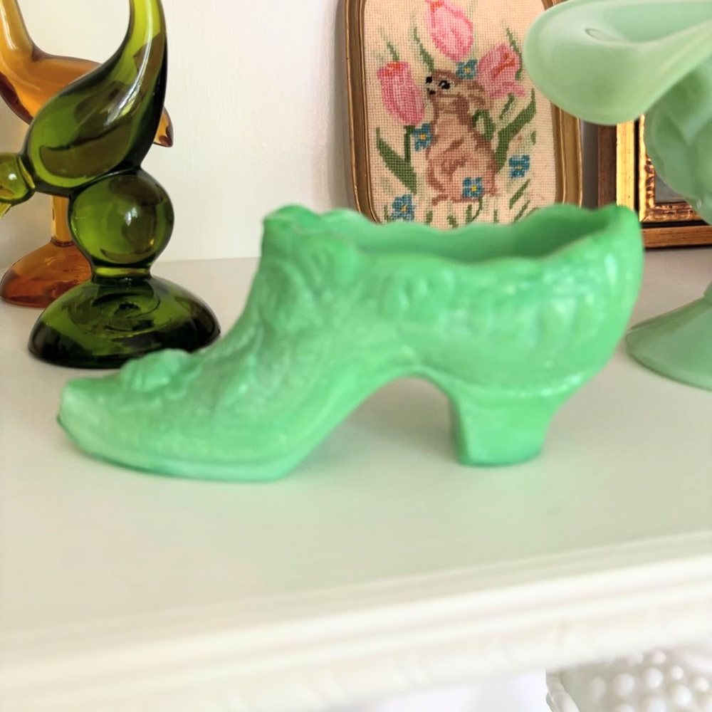 Gorgeous jadeite shoe